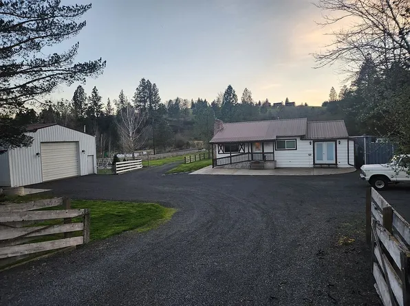 1151 Driscoll Ridge Rd, Troy, ID 83871