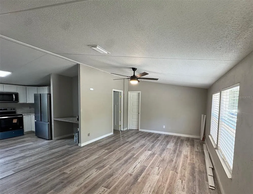 2 bed, 2.0 bath, 1040 sqft, $1,650 — Photo 4