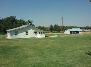 1990 Avril Ln, Hermiston, OR 97838