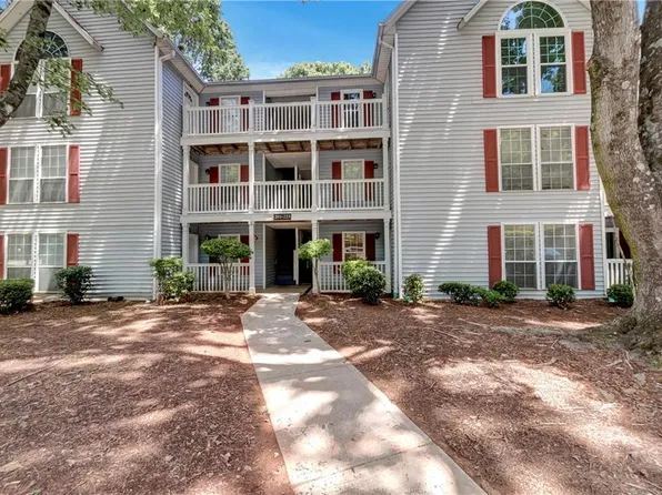 219 Cobblestone Trl, Avondale Estates, GA 30002