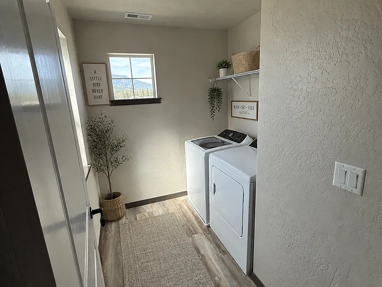 4x2.5 - 1574 Laundry room