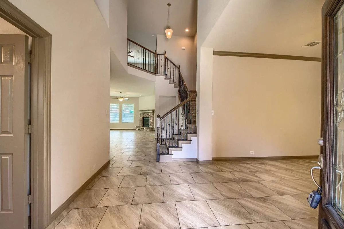 12822 Coal Mine Rise in San Antonio, TX 78245 — Photo 4
