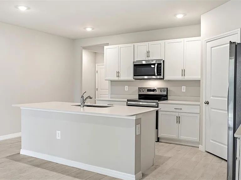 25222 Cadiz Dr — Photo 6