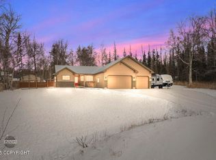 5362 N Pumice Cir, Wasilla, AK 99654