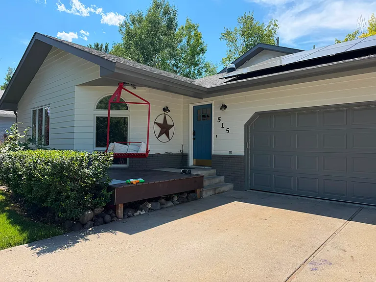 515 Flathead Ave — Photo 1