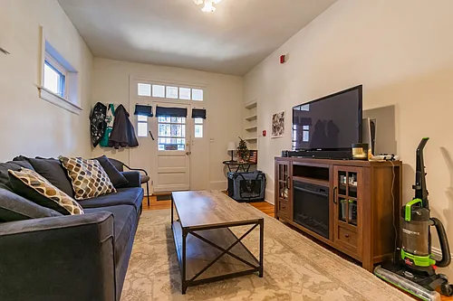 226 S 45th St #1 Photo 1