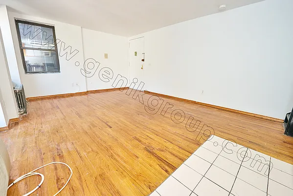 Rented by Genik Group Corp | media 25