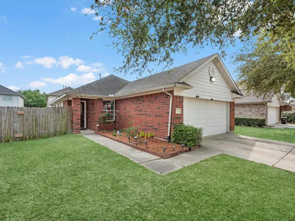 8918 Blue Cedar Ln, Humble, TX 77338