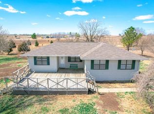 6220 N Pleasant View Rd, Ponca City, OK 74601