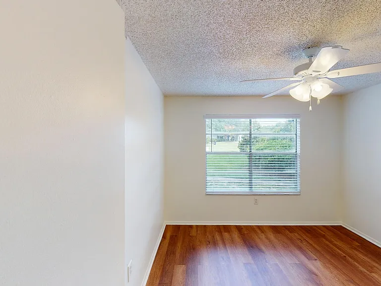 Lakewood Place — Photo 51