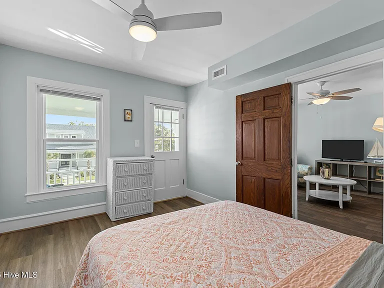 1406 Evans St #B — Photo 5