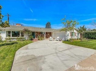 2009 Aliso Ave, Costa Mesa, CA 92627