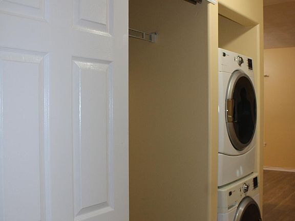 3rd image of 244 Beach 79th St #2