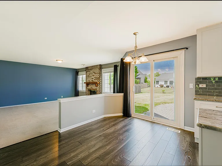 1371 E Braymore Cir — Photo 12