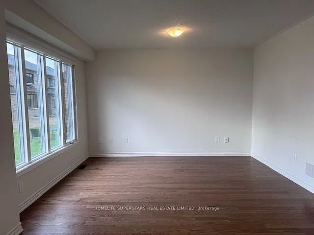 319 Bergamot Ave — Photo 3