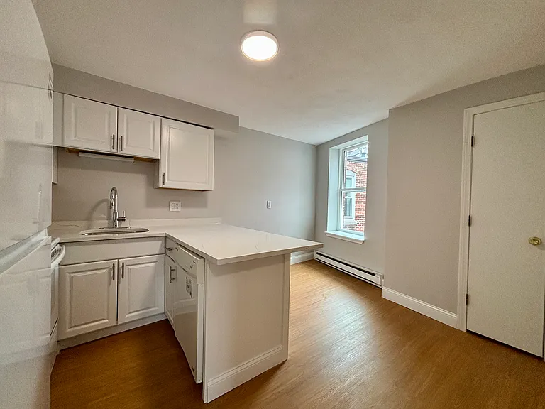 440 Hanover St #5A — Photo 1