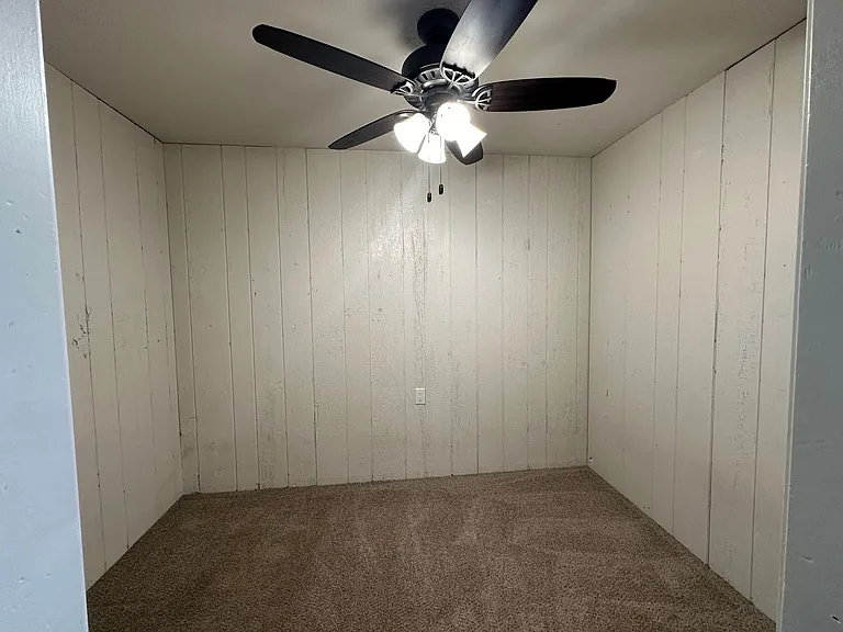 Sheldon 40-Unit (Northpark Apartments) — Photo 9