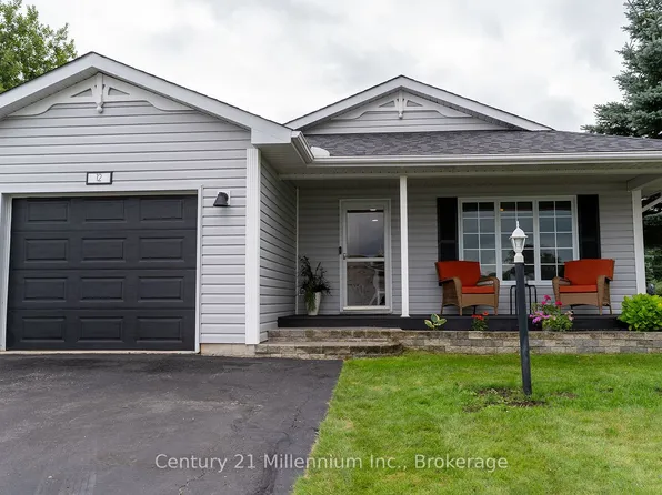 12 Illinois Cres, Wasaga Beach, ON L9Z 3A8