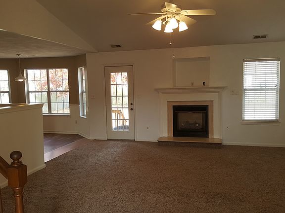 5th image of 3636 Hosiers Oaks Dr