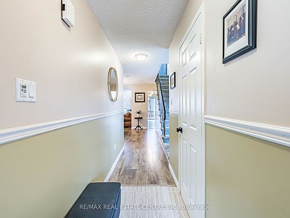 5th image of 72 Malabar Cres