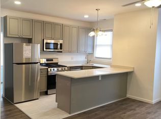 1407 Middle St FLOOR 3, Pittsburgh, PA 15215