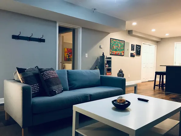 442 Sycamore Dr #442, Decatur, GA 30030