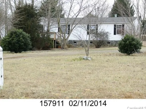 204 Mountain Meadows Dr, Bessemer City, NC 28016