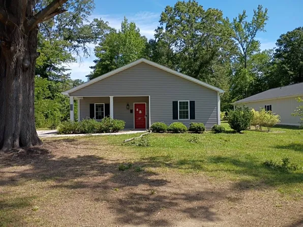 622 Williams St, Enfield, NC 27823