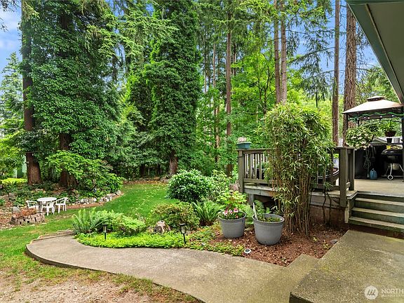4th image of 5611 178th Street SW