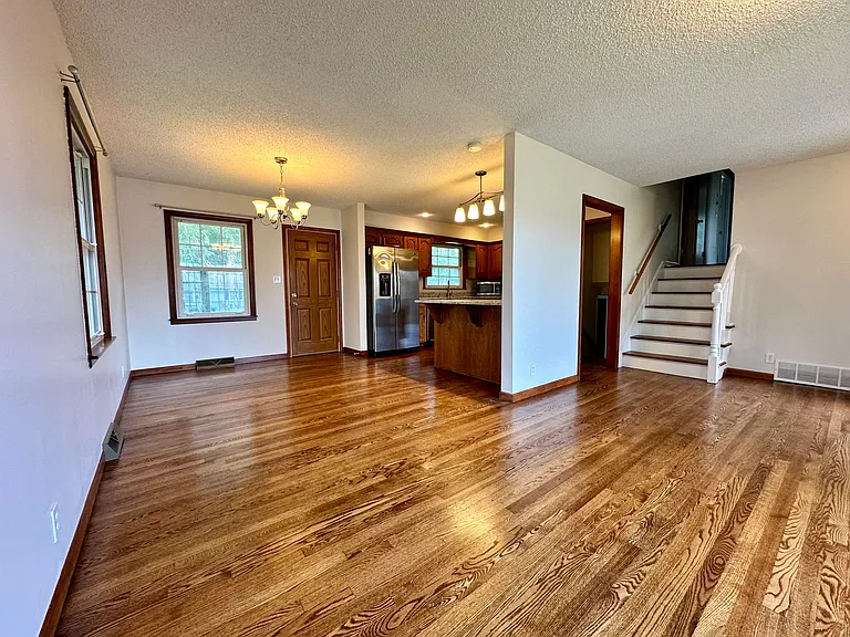 8810 W 94th St — Photo 25