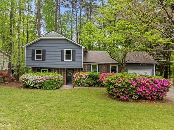 1005 Winwood Dr, Cary, NC 27511