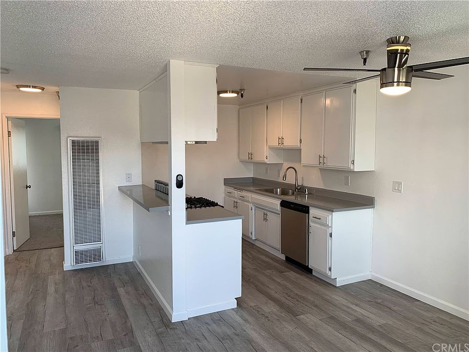 1st image of 11610 Oxford Ave APT 5