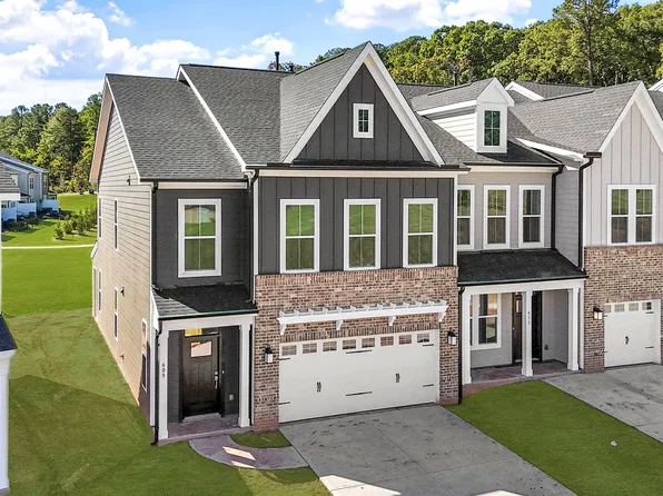 609 Lanceleaf Ln, Durham, NC 27703