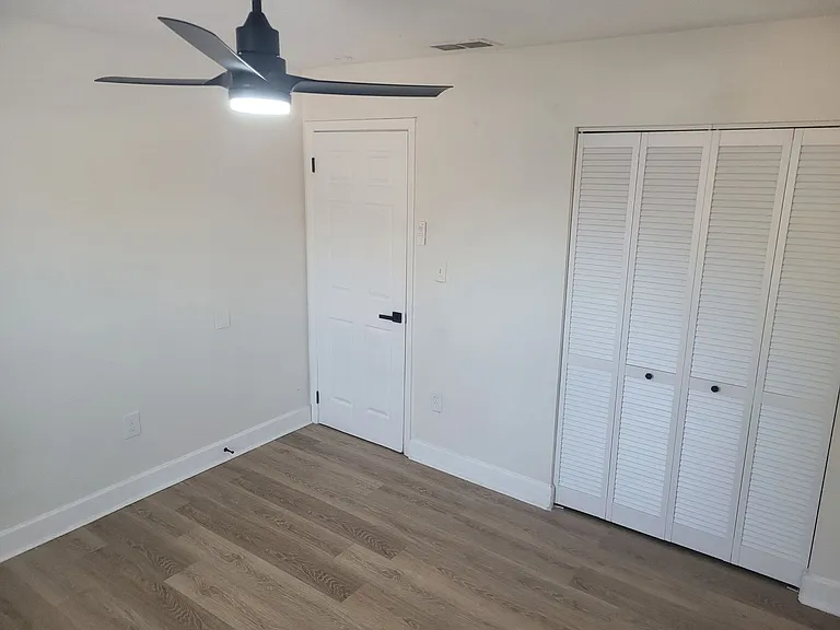 1236 Dovehill Dr — Photo 10