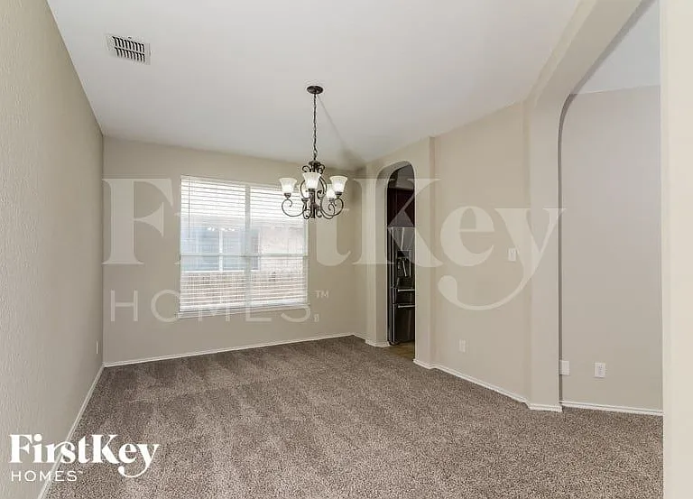12230 Averhoff — Photo 4