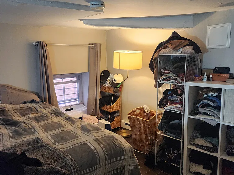 927 Pine St #102 — Photo 5