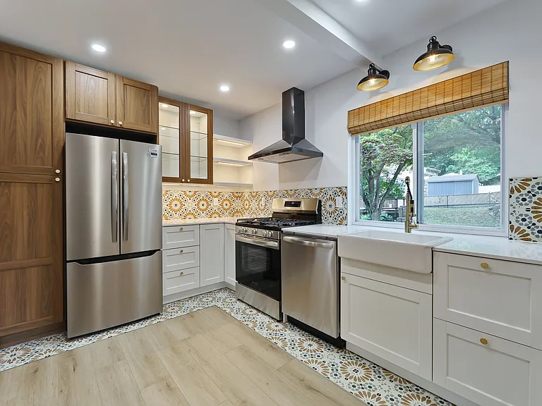 205 Island Rd — Photo 1