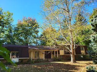 2520 Lake George Rd, Oakland, MI 48363