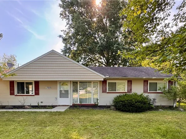 1723 Lander Rd, Mayfield Heights, OH 44124