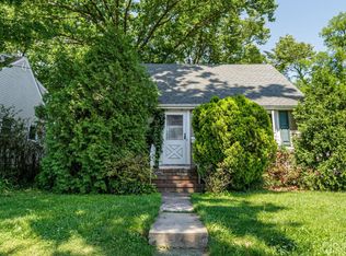 195 Woodruff Ave, Avenel, NJ 07001
