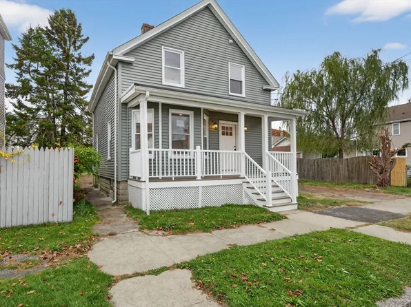 49 Stackhouse St, New Bedford, MA 02740