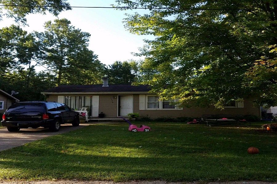 1st image of 1506 E Valley Shore Dr