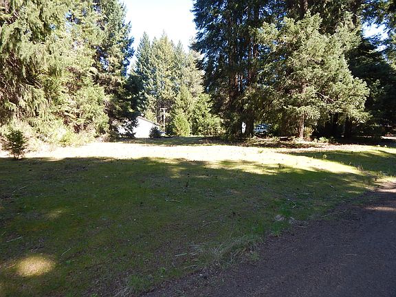 5th image of Red Blanket Rd