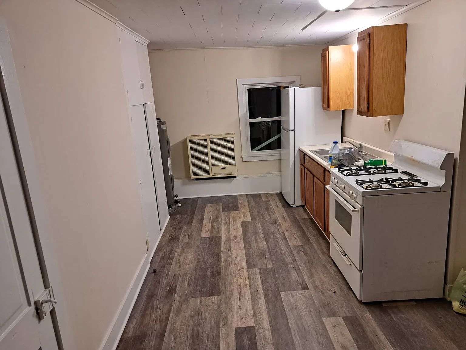 2 bed, $800 — Photo 4