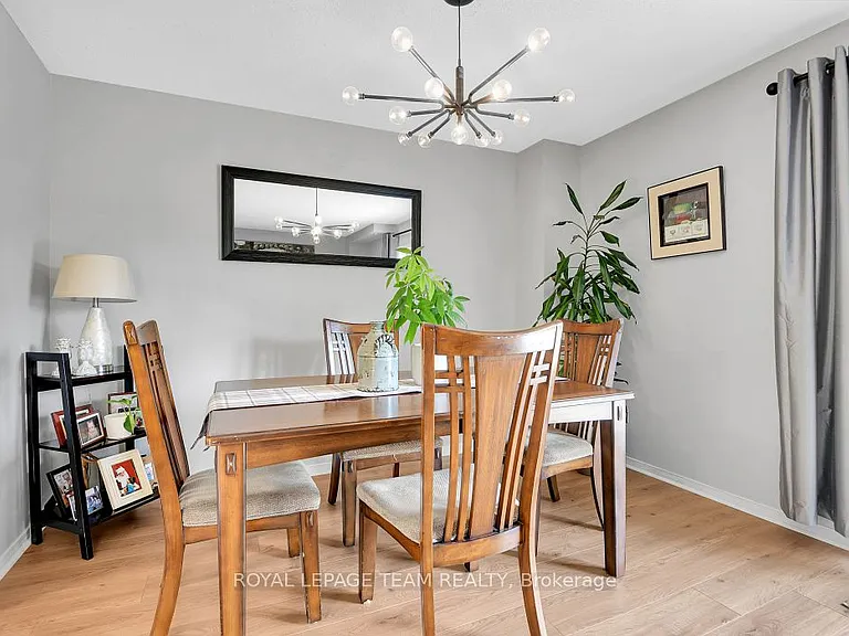 1443 Caravel Cres — Photo 7