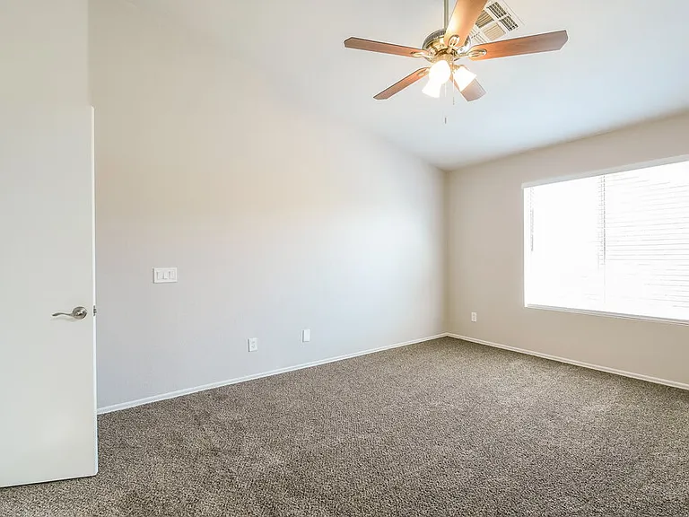 3725 W Cat Balue Dr — Photo 9