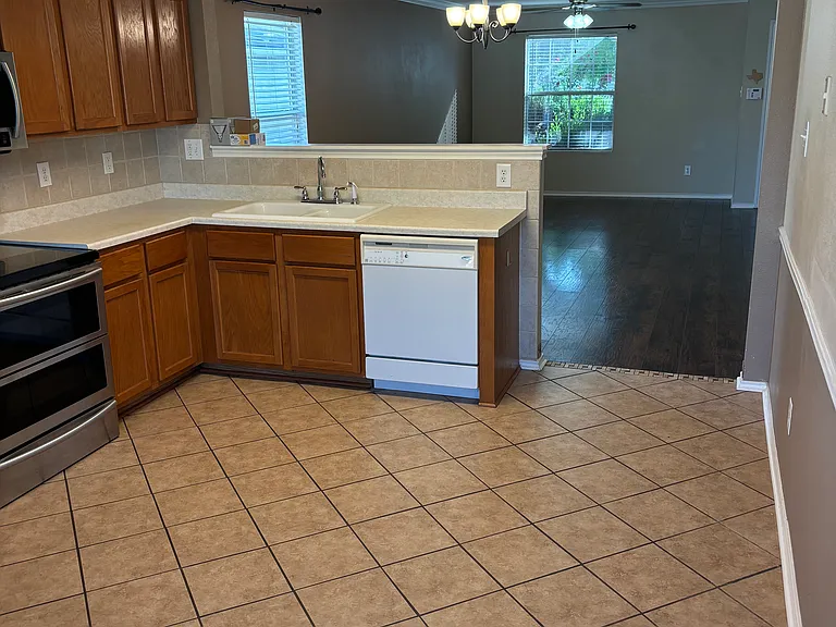 121 Pointe Loop — Photo 12