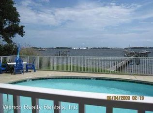 1409 Highway 98 APT 102, Mary Esther, FL 32569