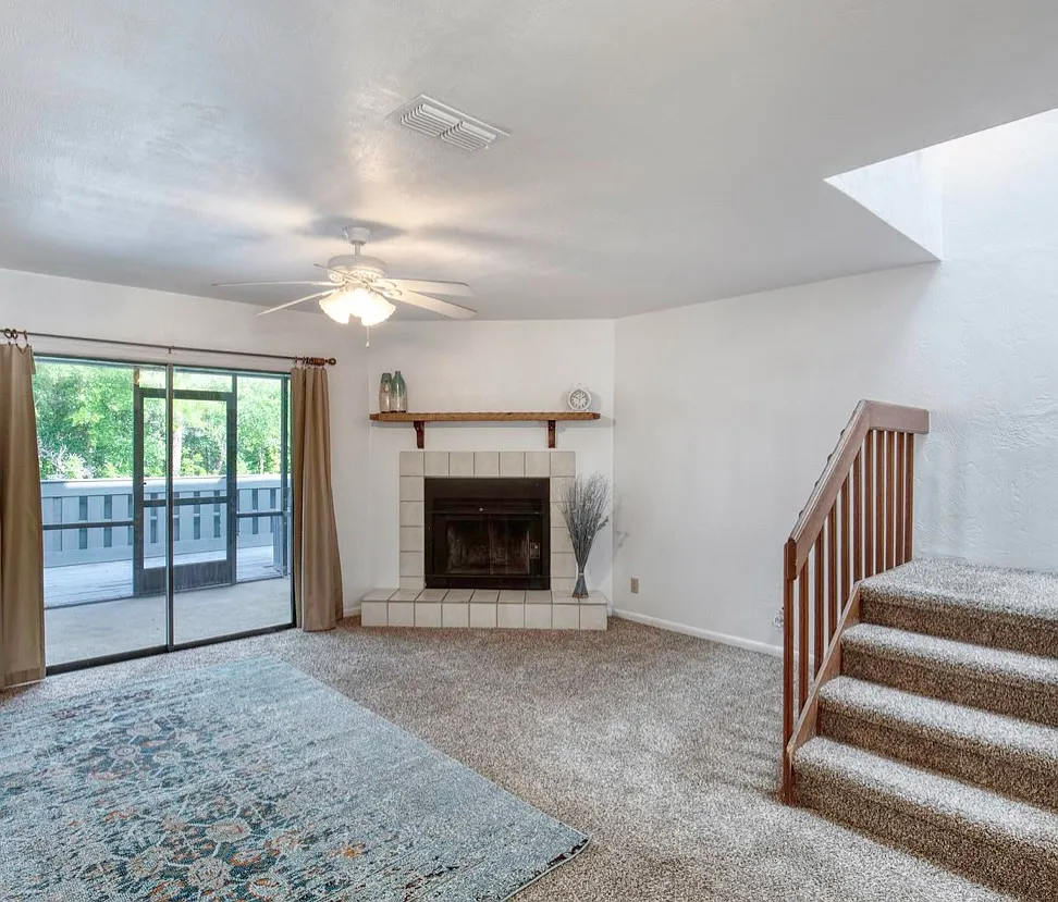 150 Limewood Pl — Photo 2
