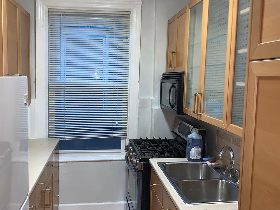 1st image of 3342 Fish Ave Floor 2